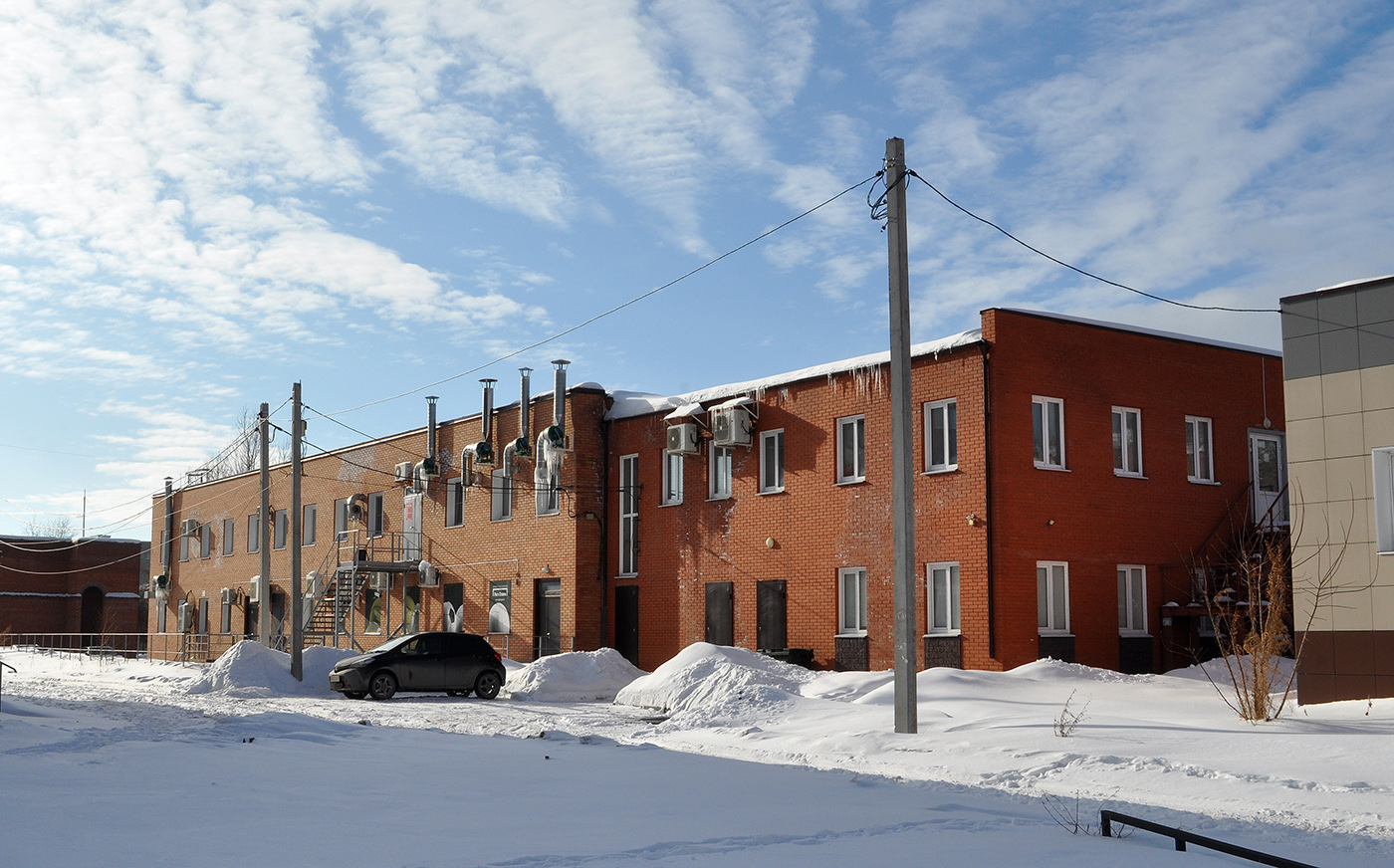 Омск, Улица 22 Апреля, 35 корп. 2; Улица 22 Апреля, 35 корп. 1