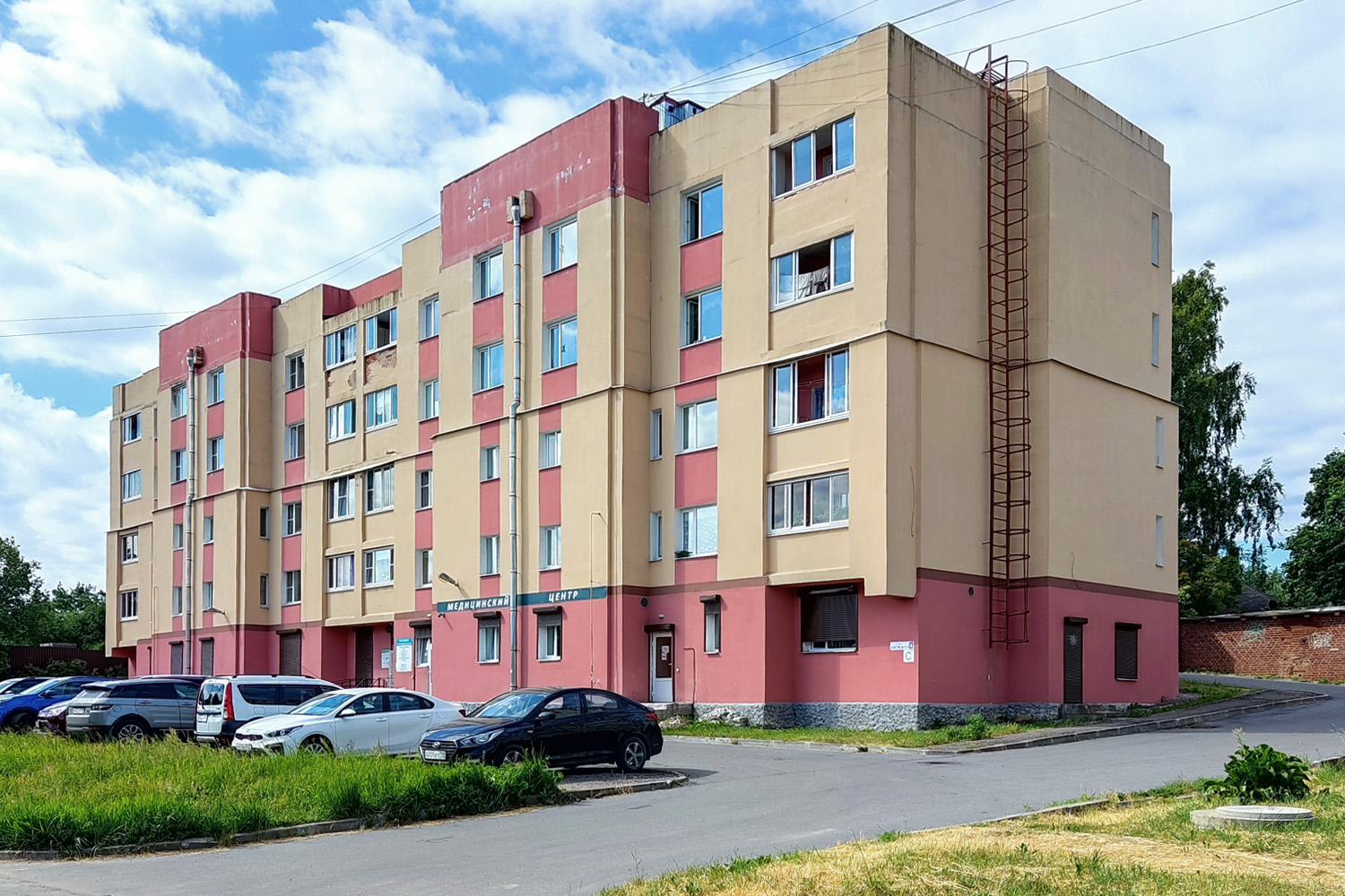 Приозерск, Комсомольская улица, 6