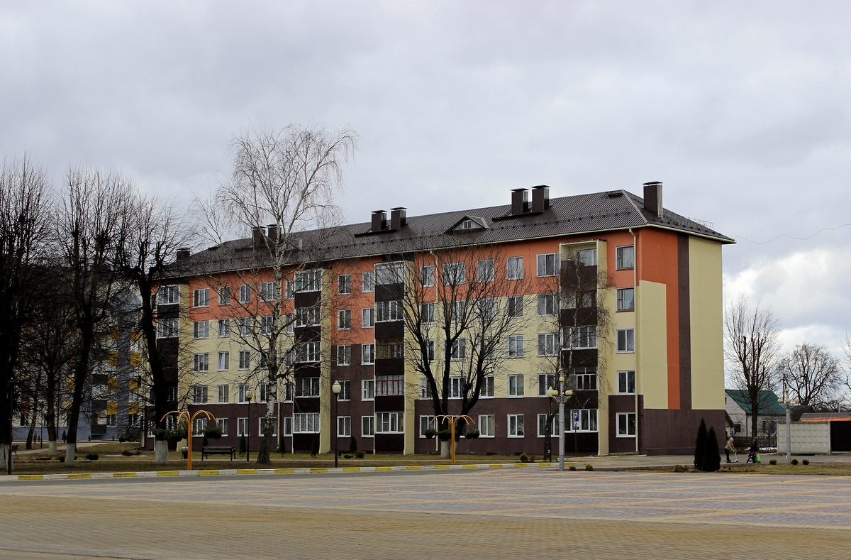 Хотимск, Площадь Ленина, 4