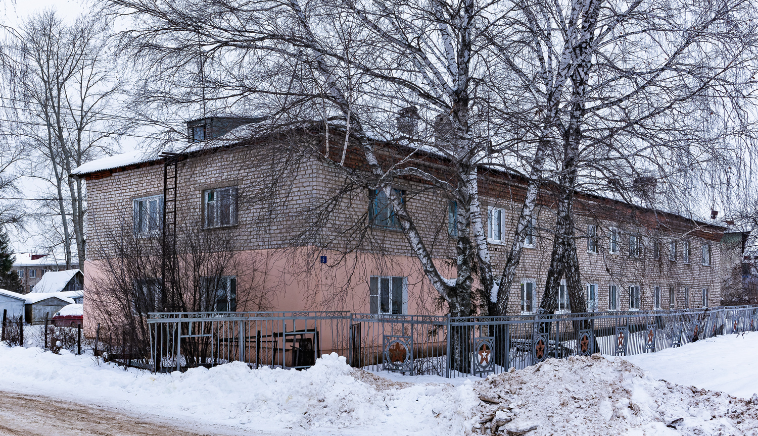 Уфимский район, прочие н.п., С. Дмитриевка, Трактовая улица, 5