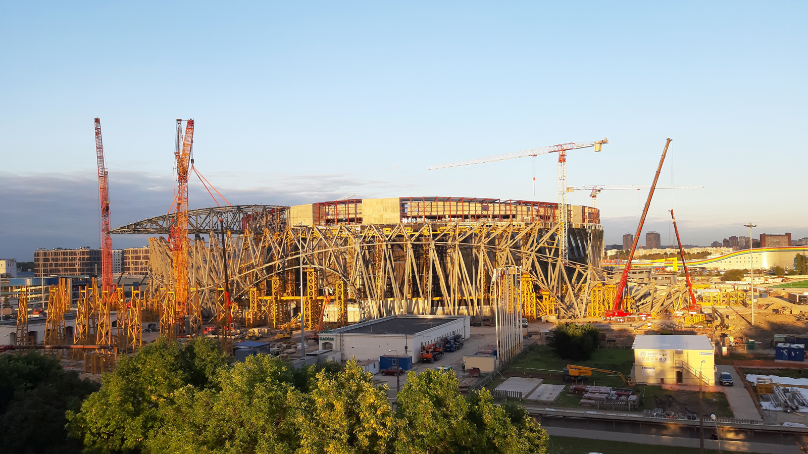 Санкт-Петербург, Проспект Юрия Гагарина, 8*