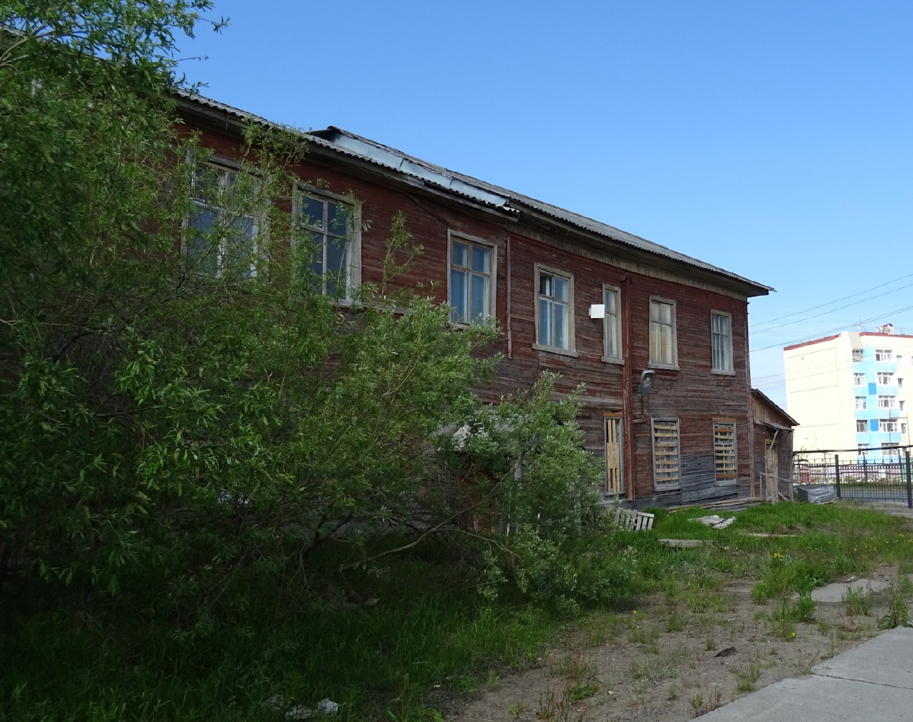 Naryan-Mar, Улица Ленина, 4