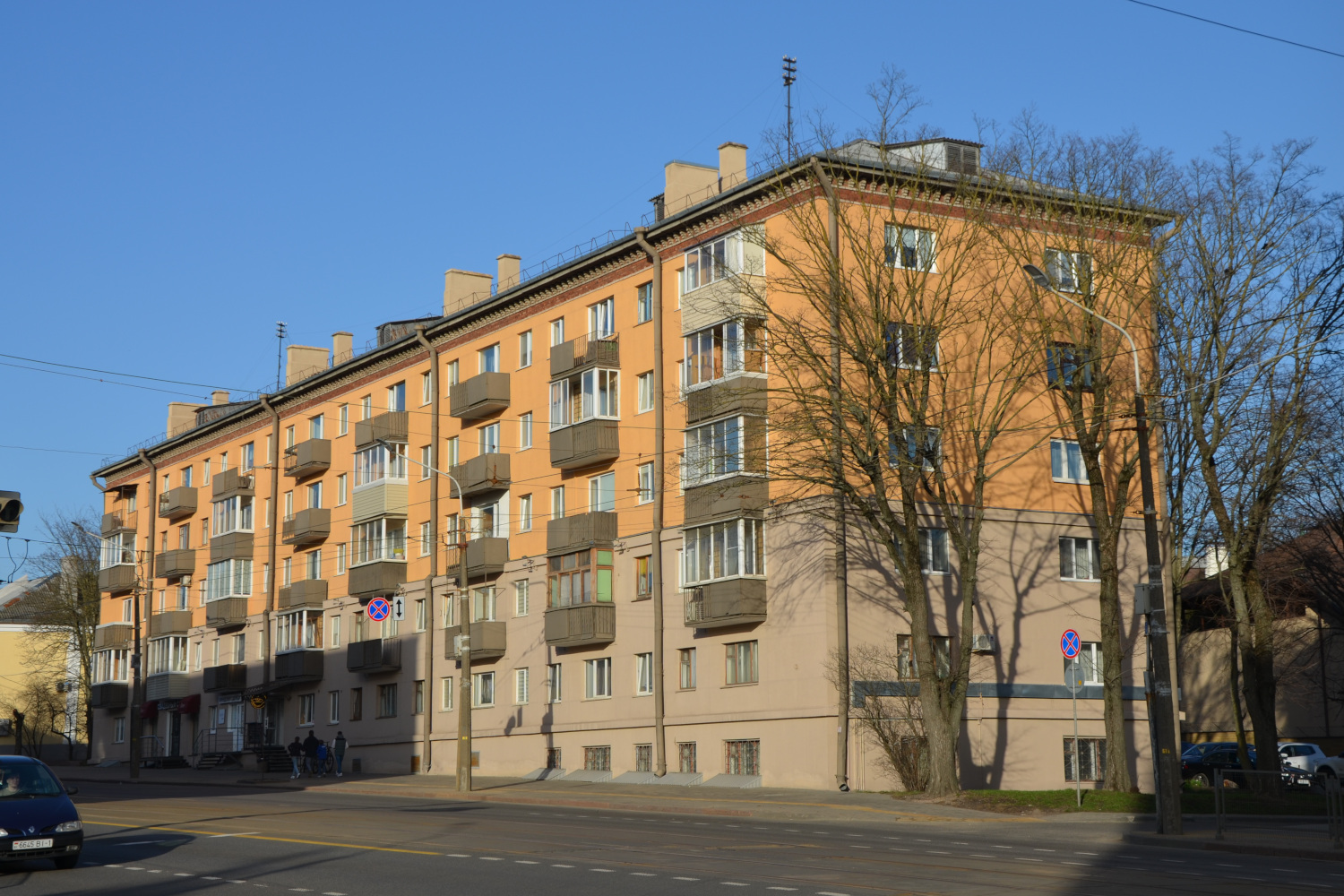Минск, Улица Якуба Коласа, 8