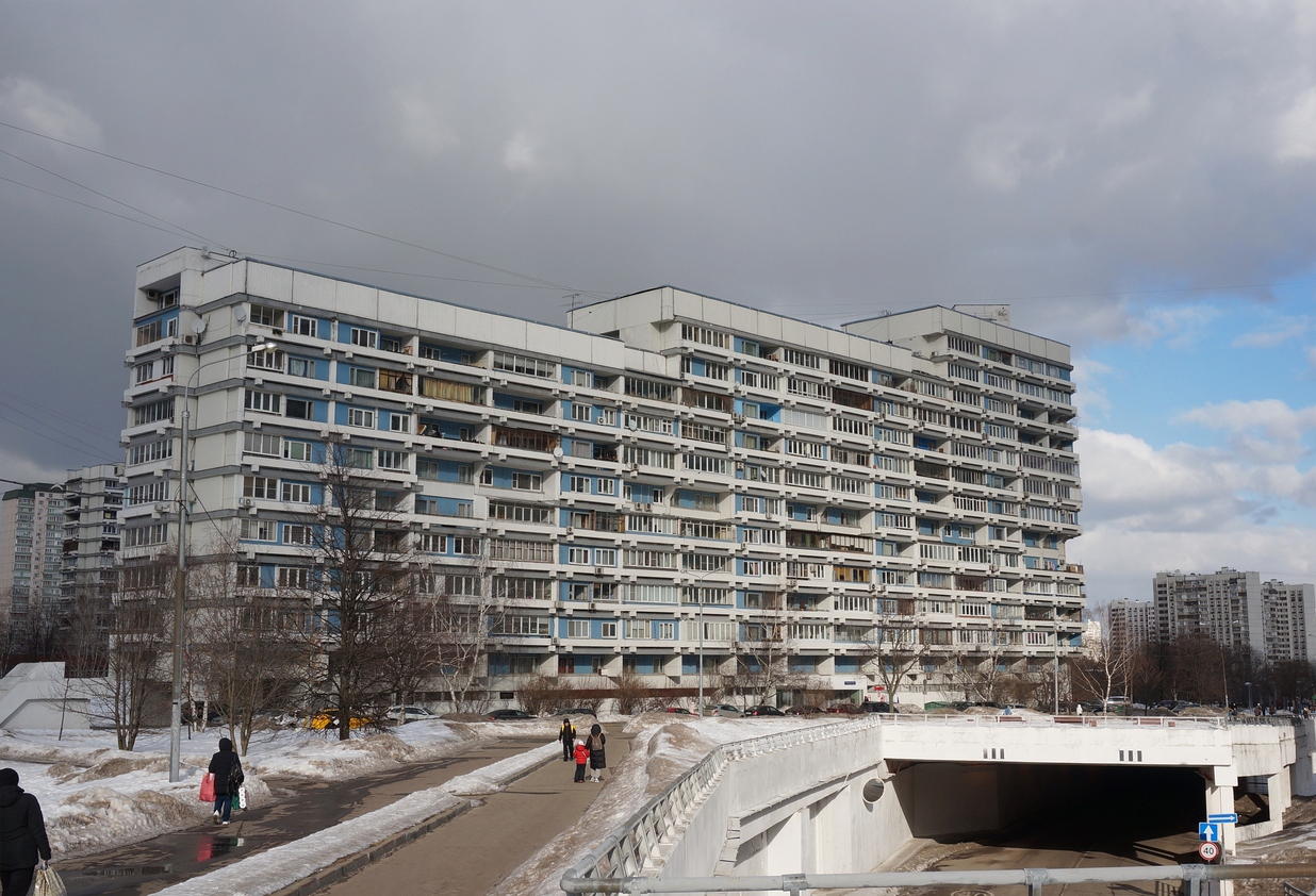 Москва, Микрорайон Северное Чертаново, 2 корп. 201