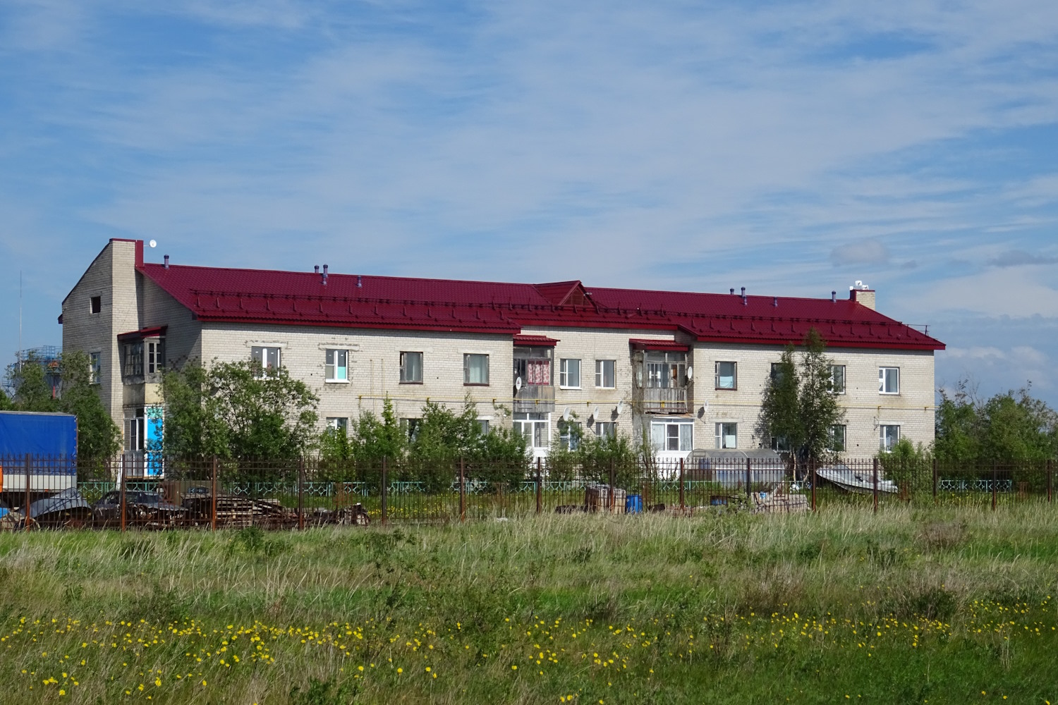 Iskateley, Угольная улица, 11