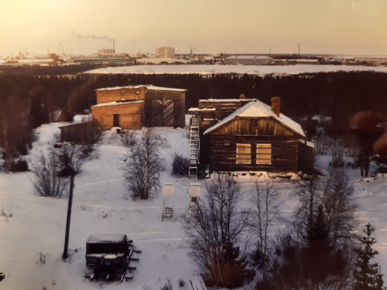 Нарьян-Мар, Улица Авиаторов, 30/1**