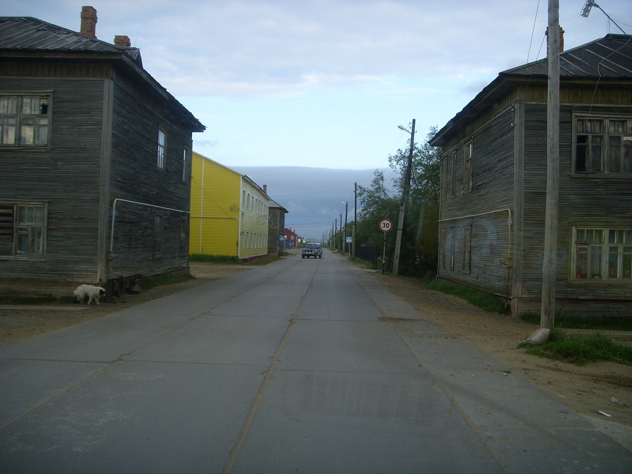 Нарьян-Мар, Заводская улица, 11; Заводская улица, 16