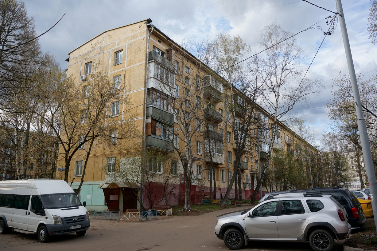 Москва, Улица Юных Ленинцев, 74