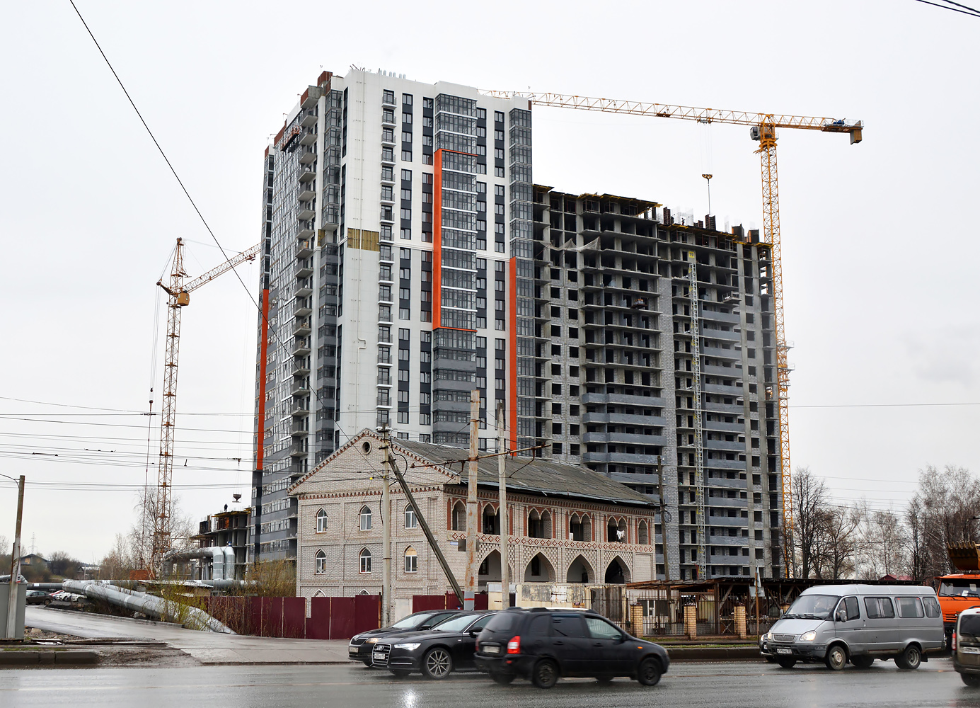 Пермь, Шоссе Космонавтов, 309А корп. 1; Шоссе Космонавтов, 305