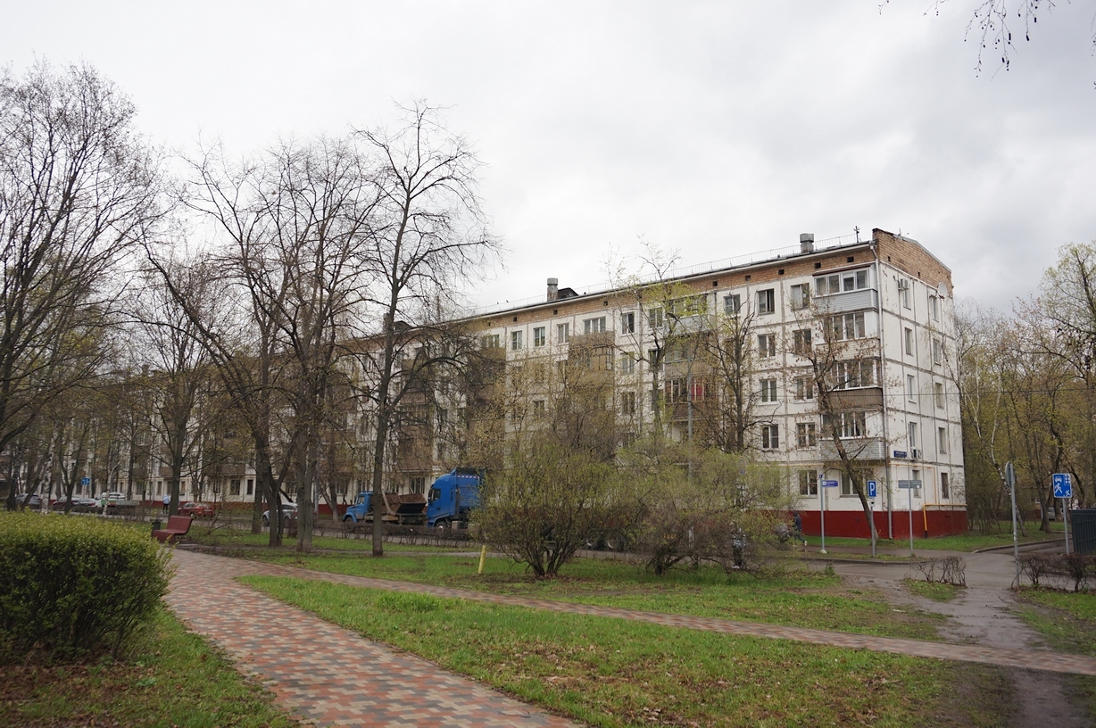 Москва, Волгоградский проспект, 118 / Есениский бульвар, 7 корп. 2