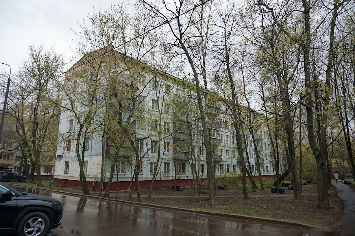 Москва, Улица Юных Ленинцев, 105 корп. 2