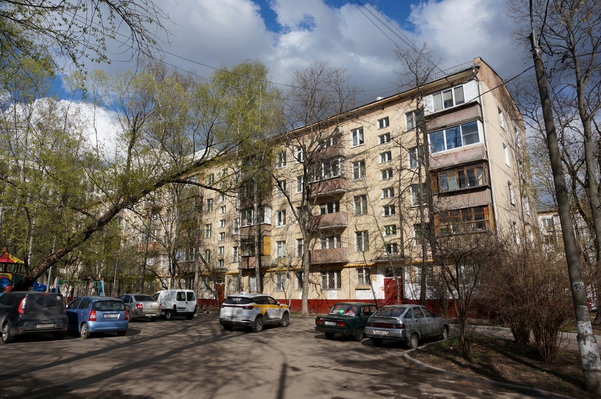Москва, Улица Юных Ленинцев, 111 корп. 3