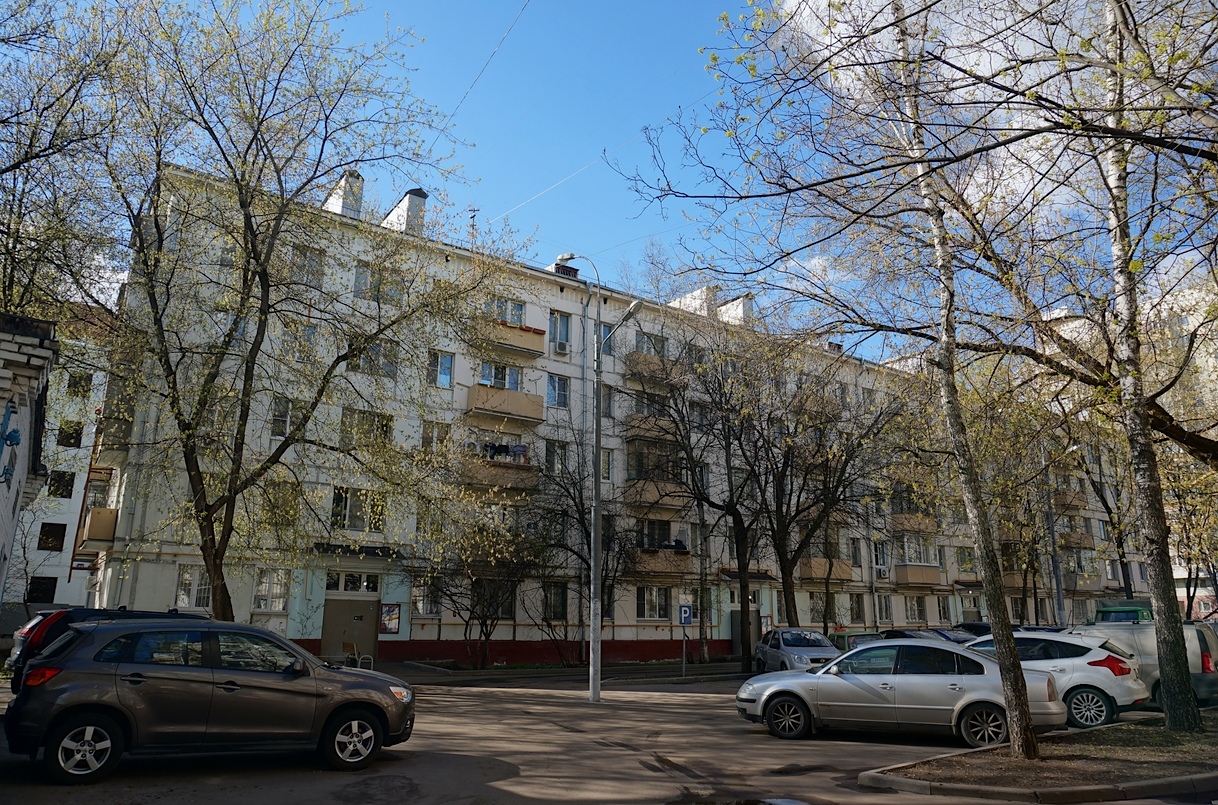 Москва, Улица Юных Ленинцев, 46