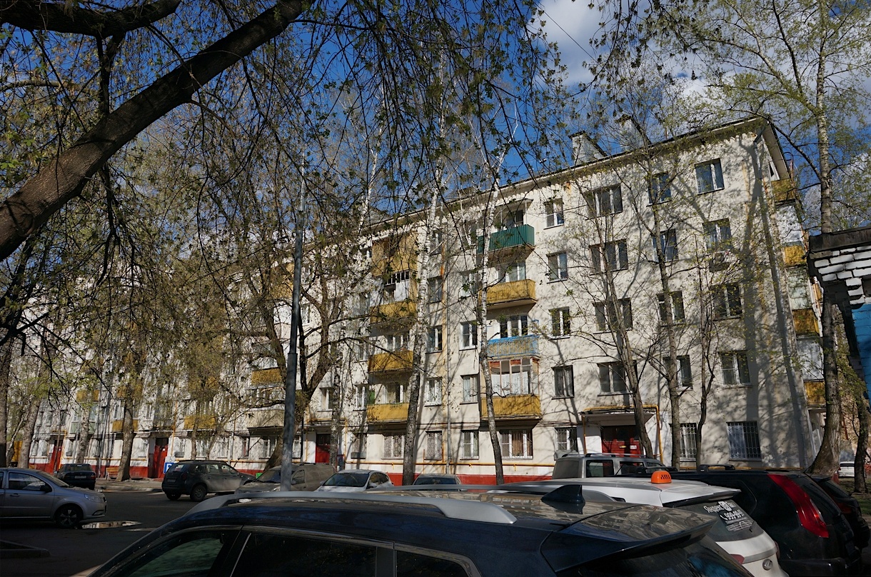 Москва, Улица Юных Ленинцев, 48
