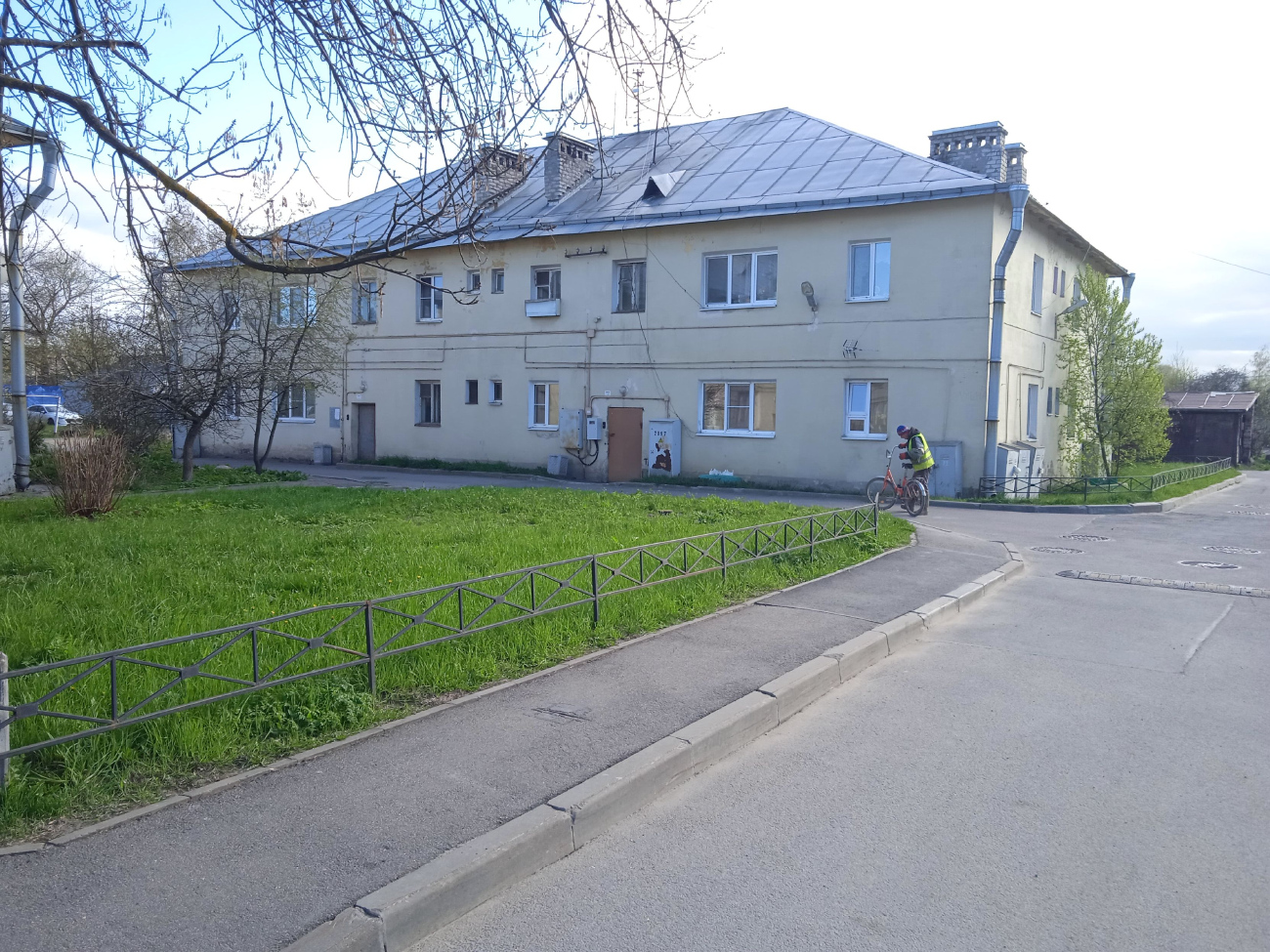 Петро-Славянка, Клубная улица, 5