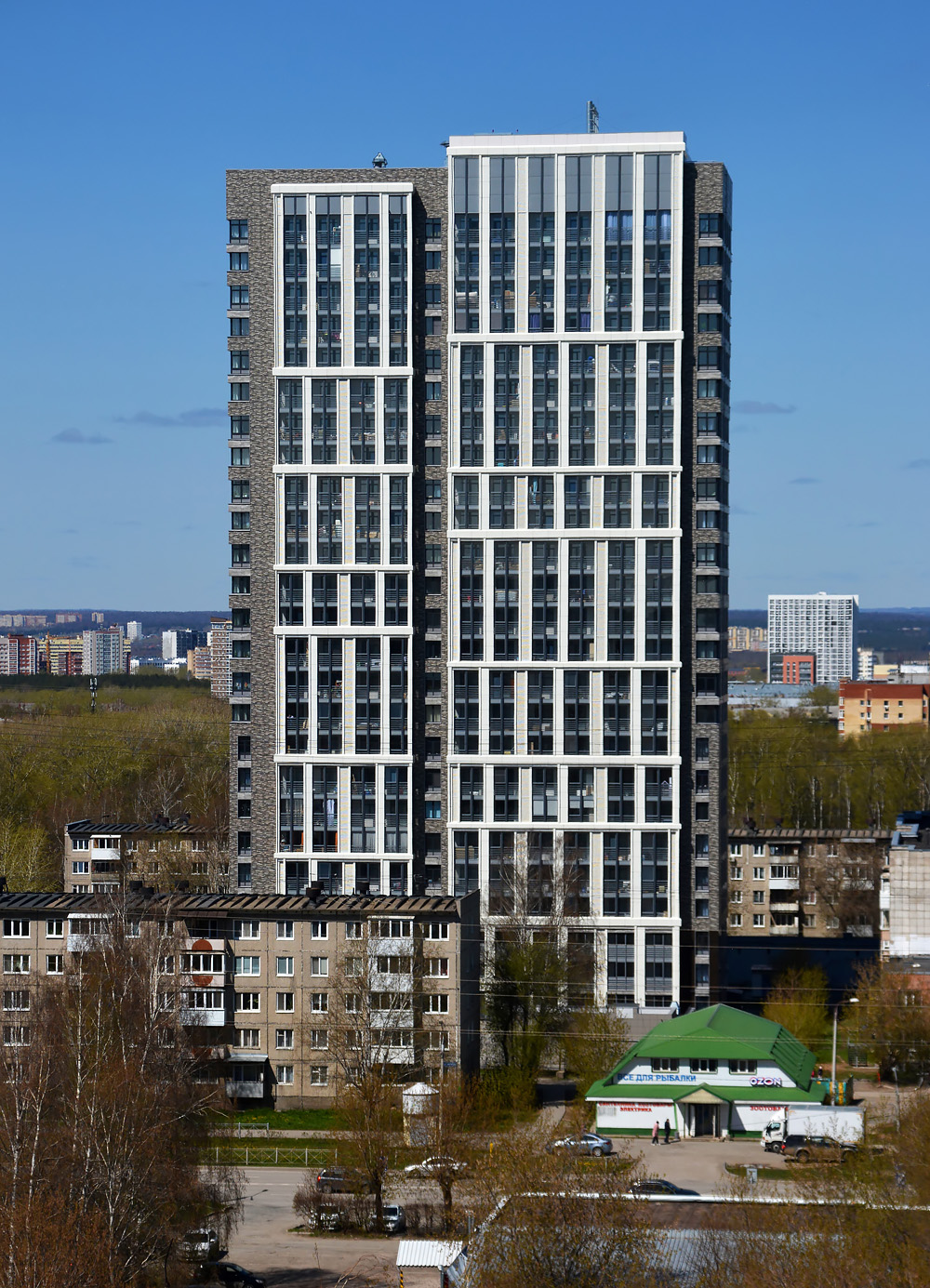 Пермь, Проспект Декабристов, 16А; Проспект Декабристов, 14