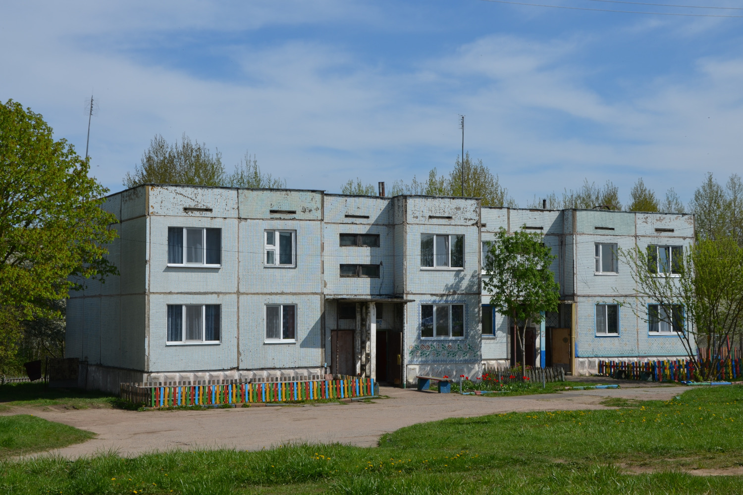 Чашникский район, прочие н. п., аг. Новая Заря, улица Мира, 2