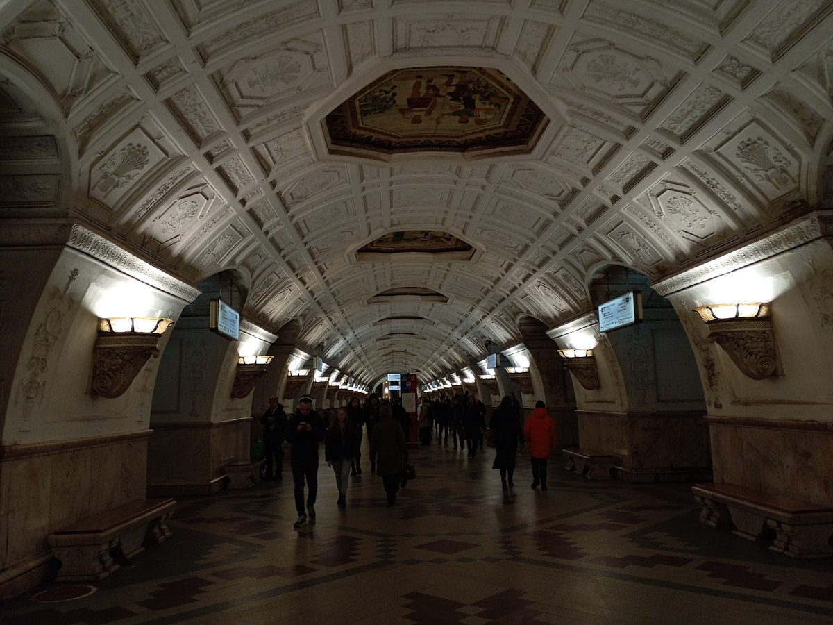 Moscow, Кольцевая линия Московского метрополитена, станция метро «Белорусская»
