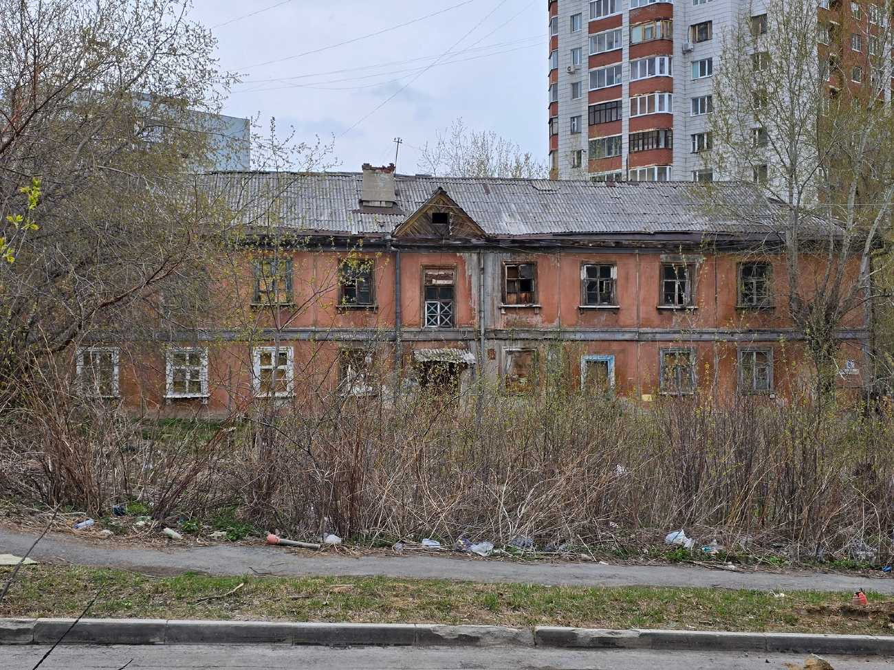 Екатеринбург, Улица Энергостроителей, 8А