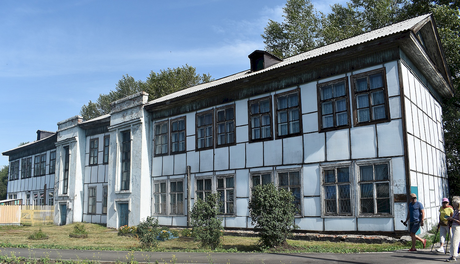Михайловка, Вокзальная улица, 6