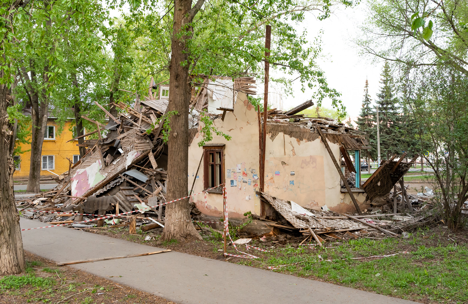 Уфа, Улица Коммунаров, 54