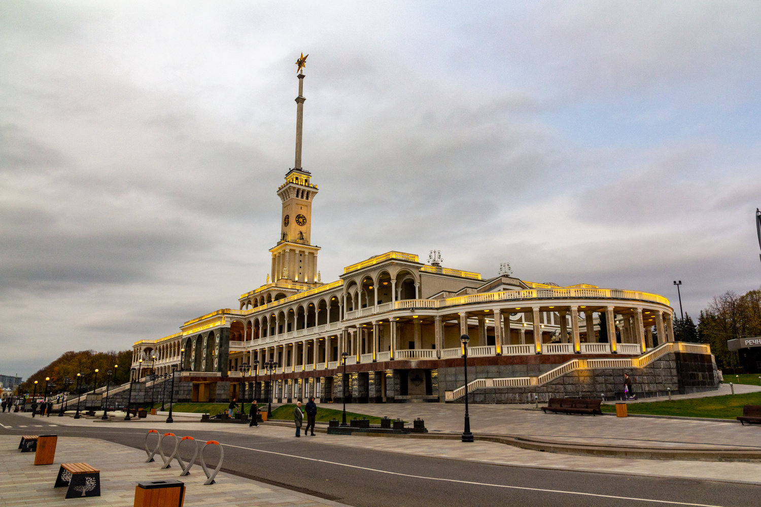 Москва, Ленинградское шоссе, 51