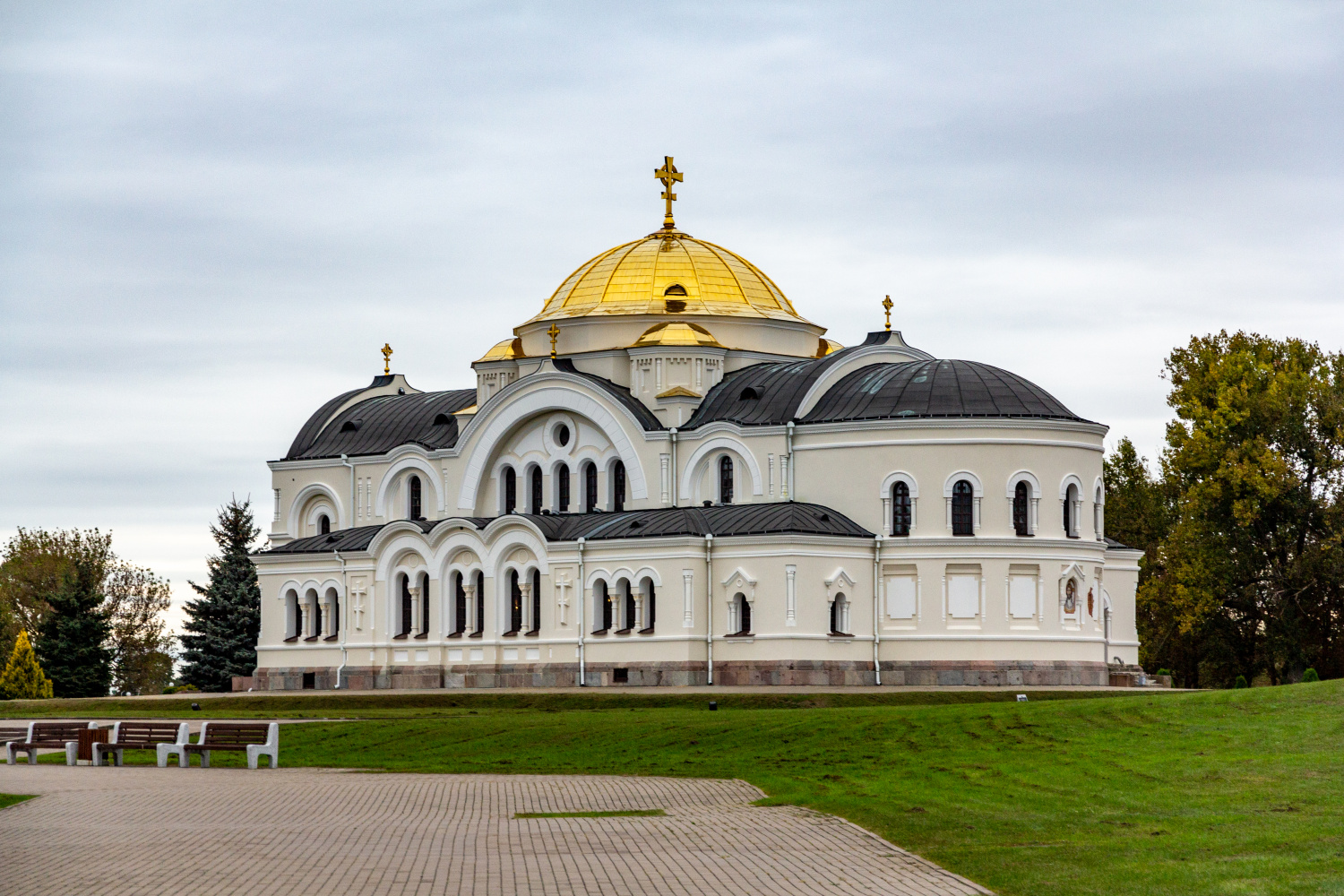 Брест, Улица Героев обороны Брестской крепости, 60