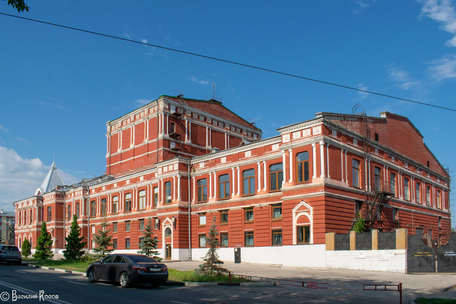 Самара, Площадь Чапаева, 1