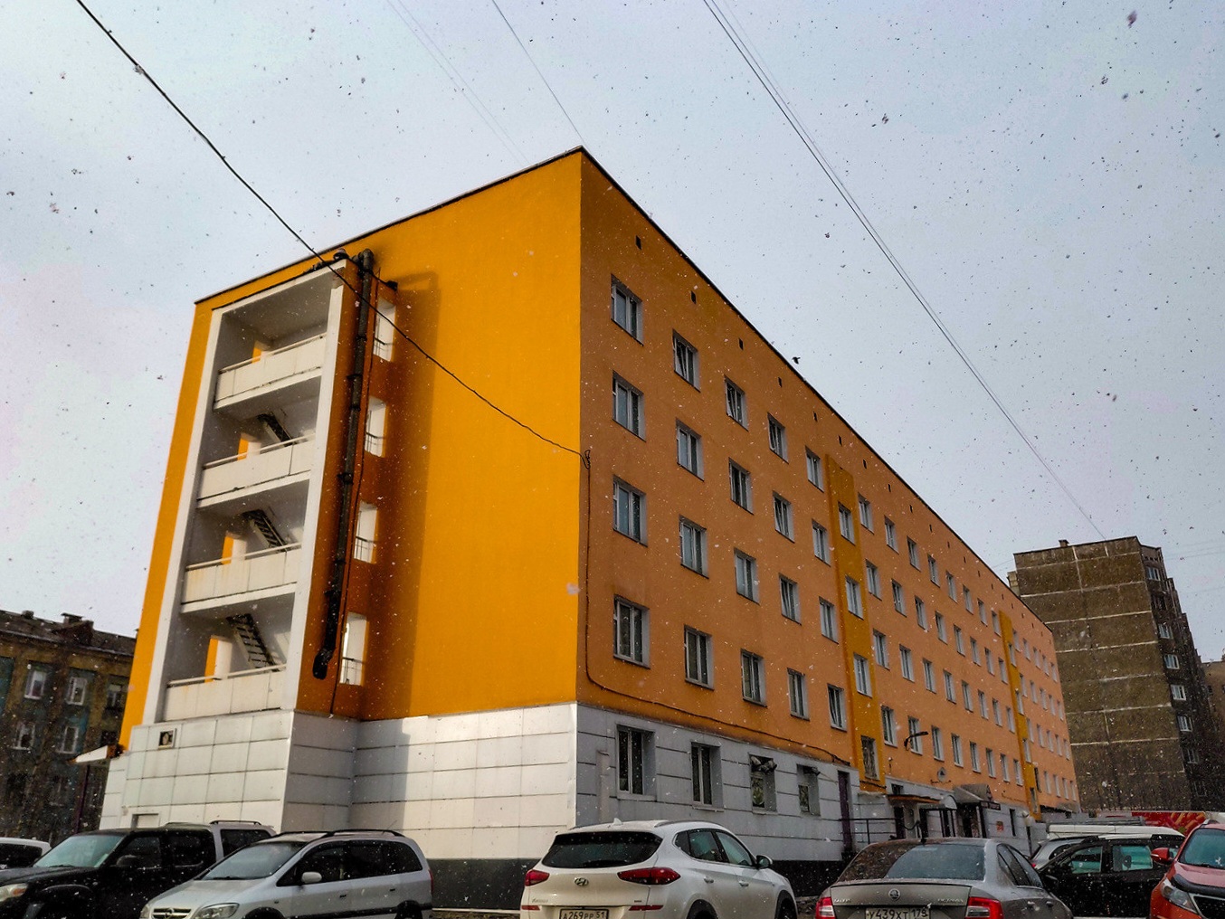 Мурманск, Улица Ушакова, 9