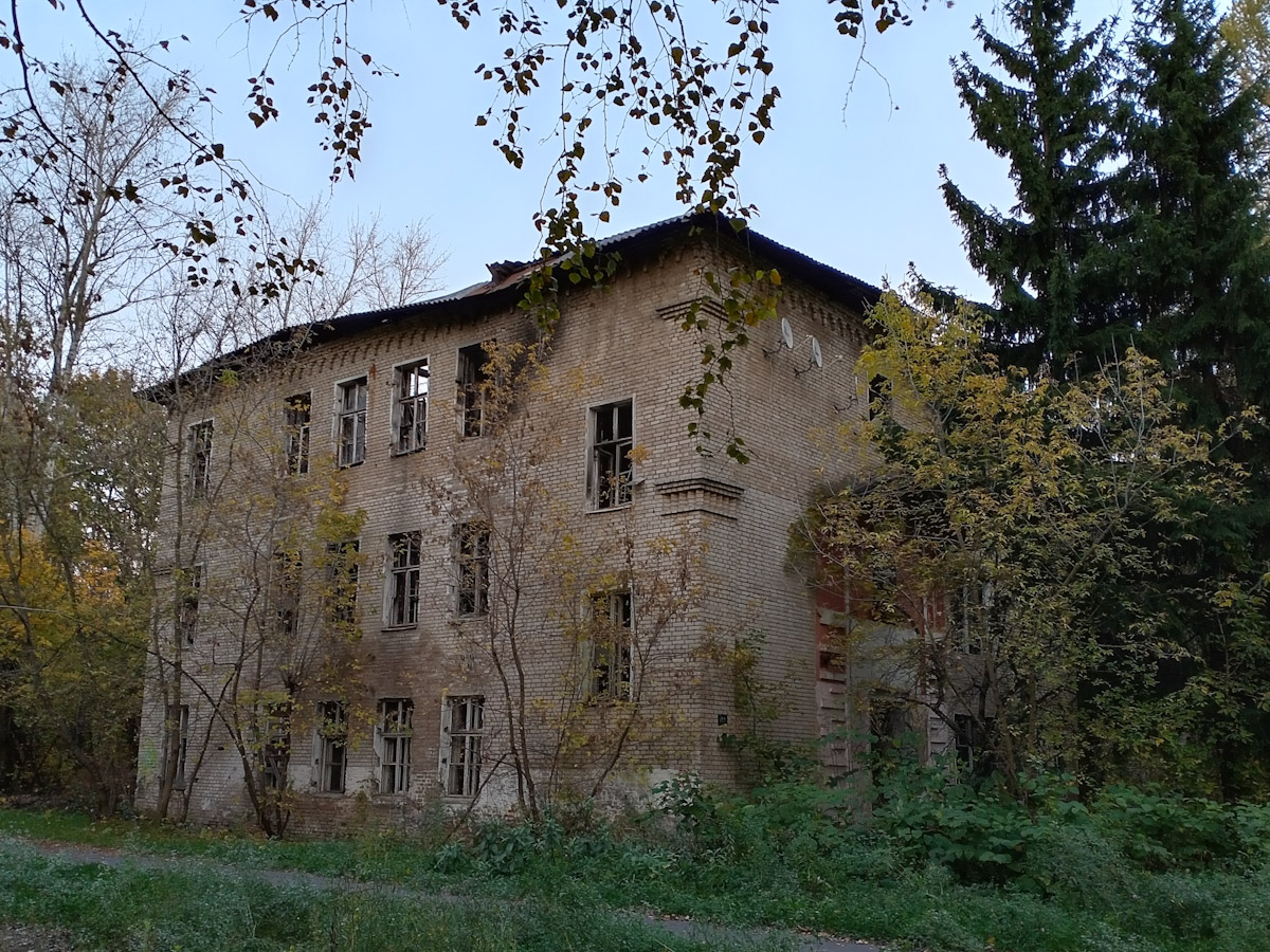 Ryazanovskoye settlement, пос. Гарнизон Остафьево, Дорожная улица, 2