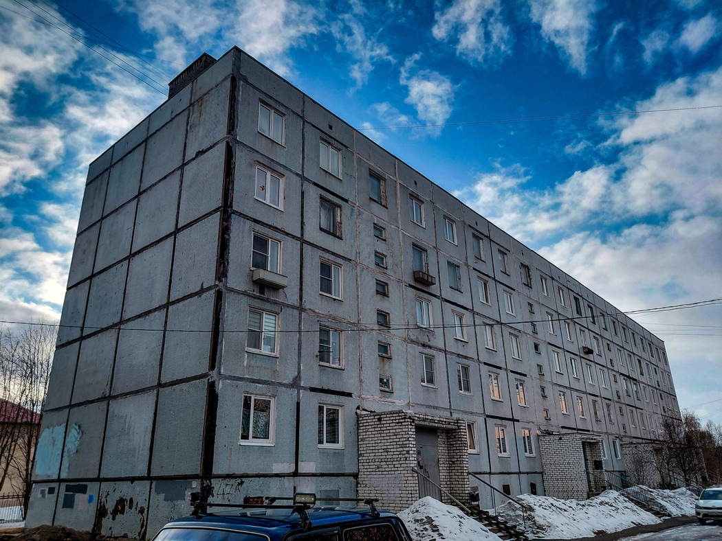 Мурманск, Улица Адмирала флота Лобова, 47а