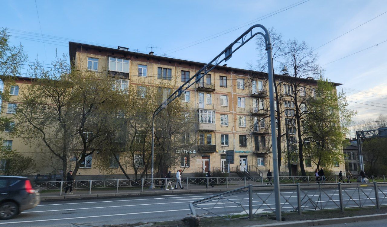 Санкт-Петербург, Кантемировская улица, 31
