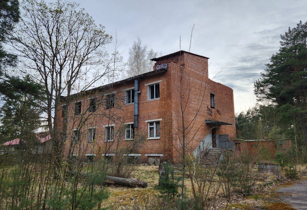 Ломоносовский район, прочие н. п., Форт Красная Горка