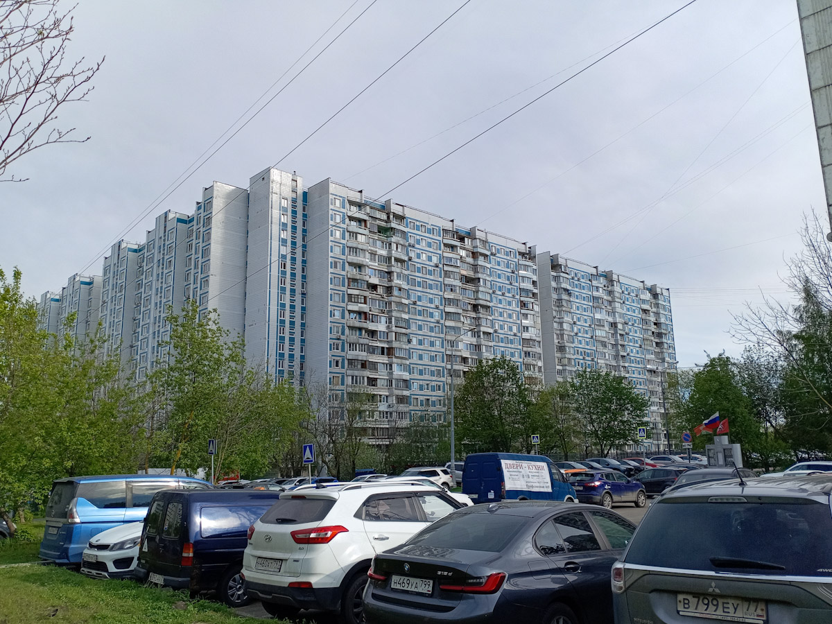 Москва, Улица Островитянова, 34 корп. 1