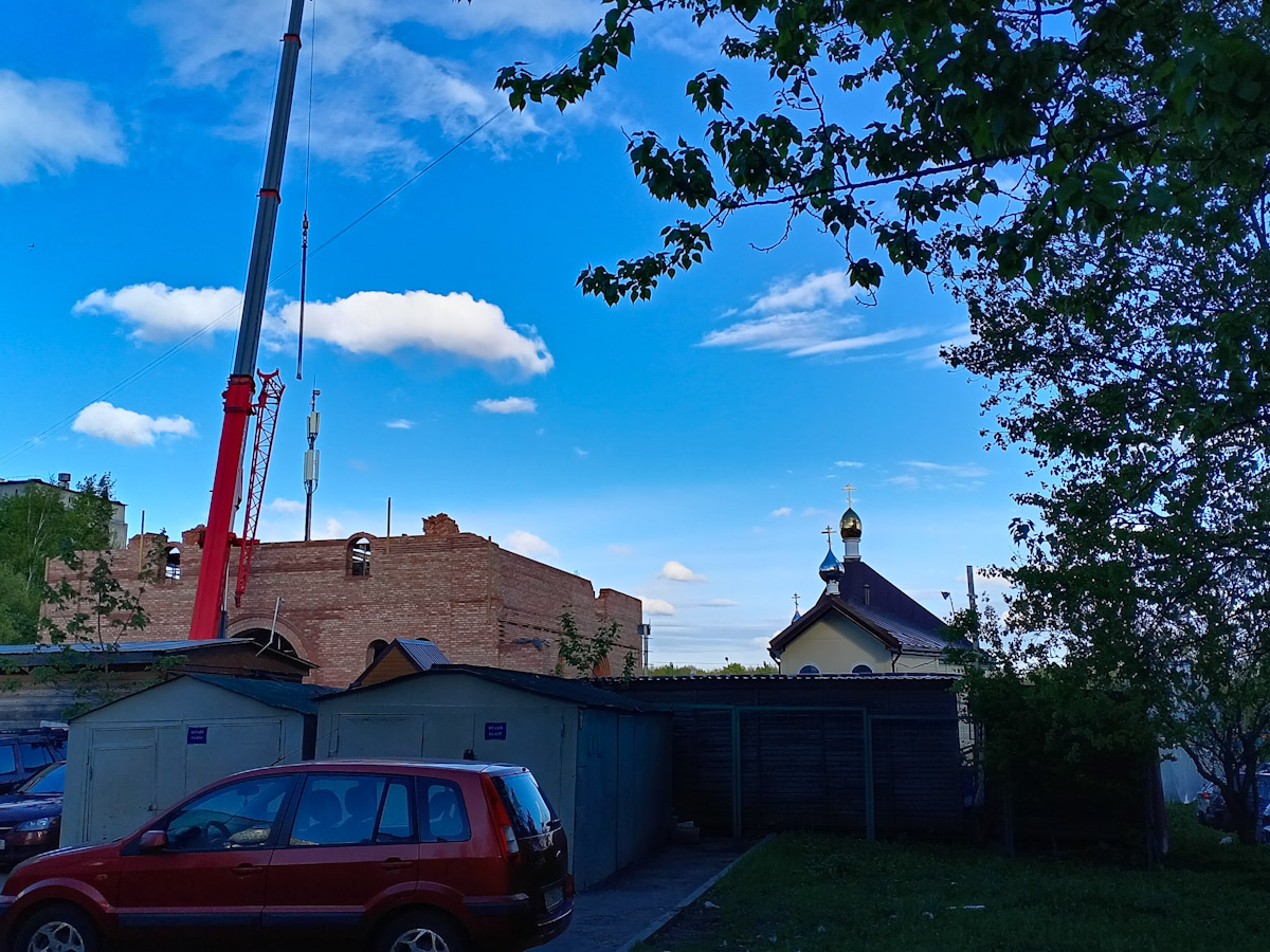Москва, Улица Островитянова, вл. 45 стр. 1; Улица Островитянова, вл. 45 стр. 2