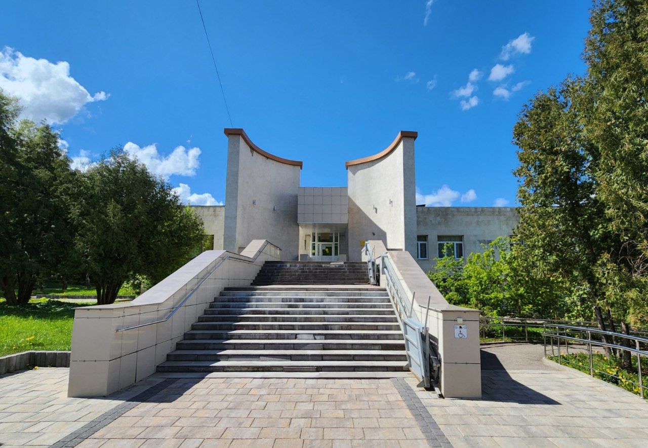 Пущино, Микрорайон АБ, 18А