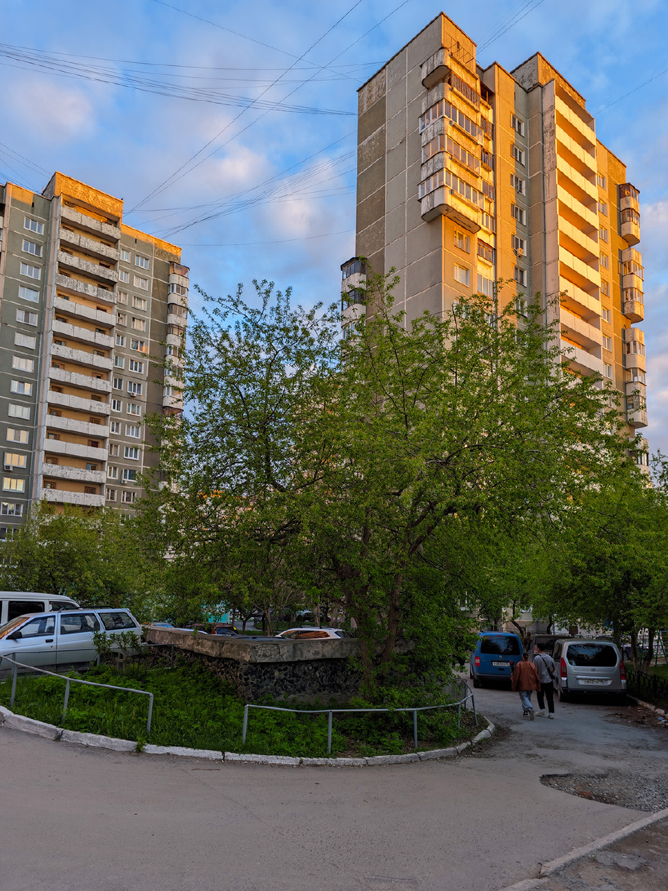 Екатеринбург, Улица Шейнкмана, 132; Улица Шейнкмана, 130
