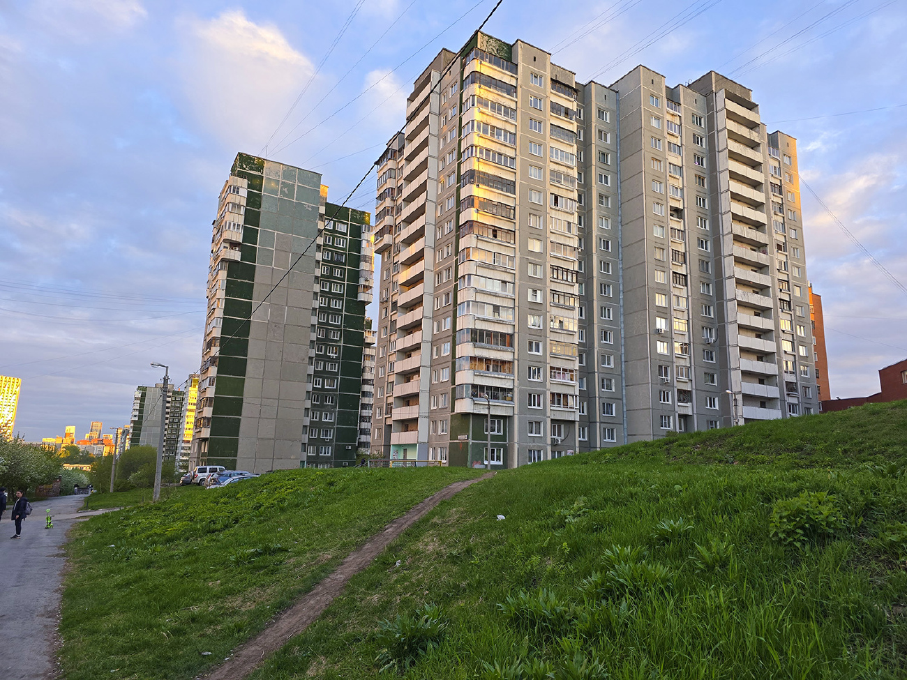 Екатеринбург, Улица Шейнкмана, 108; Улица Шейнкмана, 112