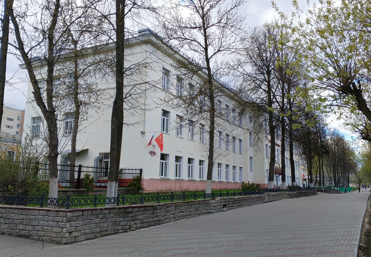 Киров, Октябрьский проспект, 131
