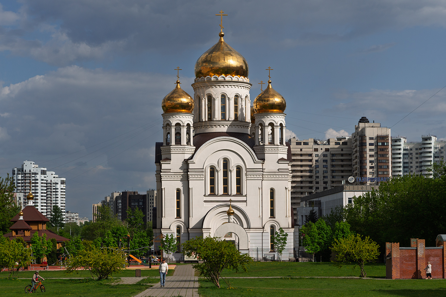 Москва, Новочерёмушкинская улица, 58А