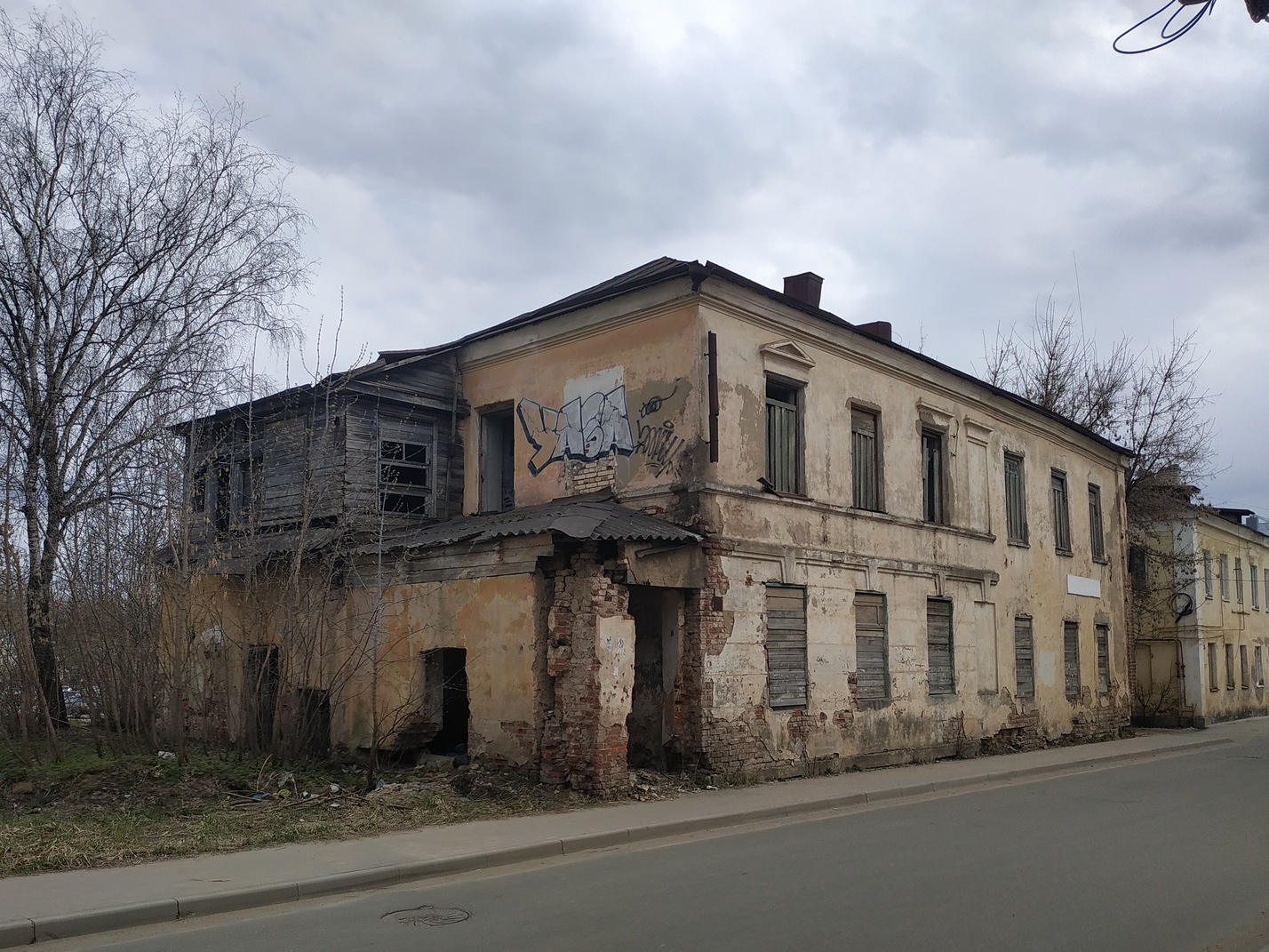 Торжок, Улица Луначарского, 8