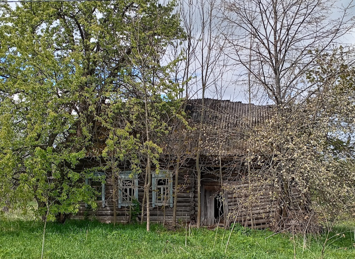 Дзержинский район, прочие н. п., дер. Барсуки, Центральная улица, 30