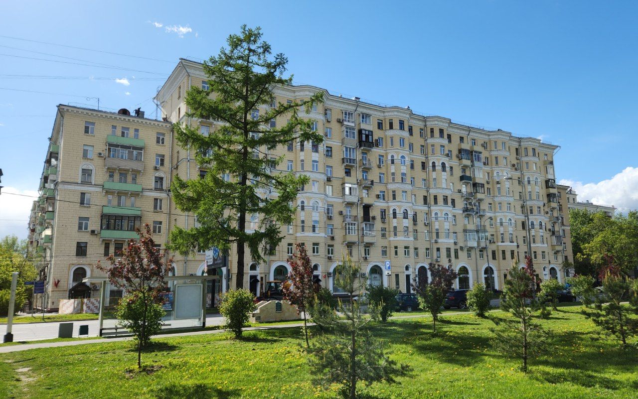 Moskau, Улица Куусинена, 15 корп. 1; Улица Куусинена, 15 корп. 2; Улица Куусинена, 15 корп. 3