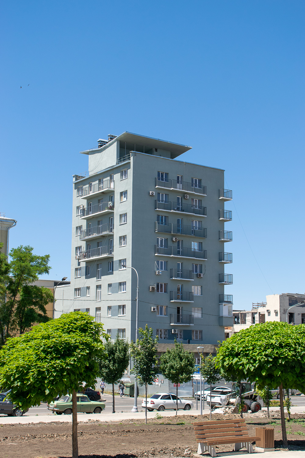 Мариуполь, Проспект Ленина, 72