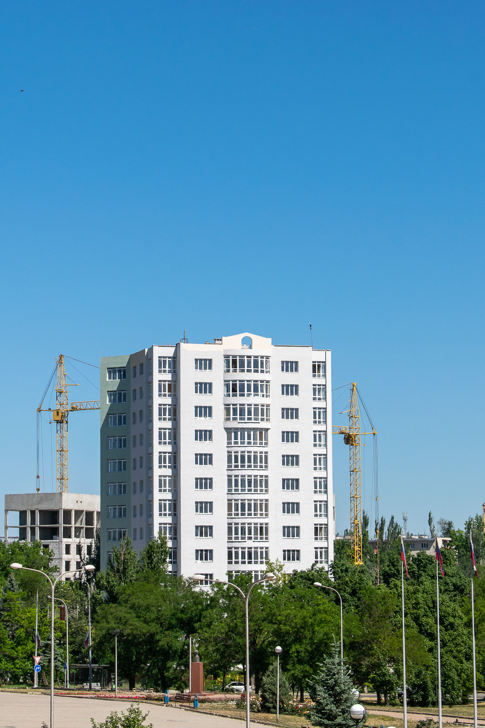 Мариуполь, Проспект Адмирала Нахимова, 170