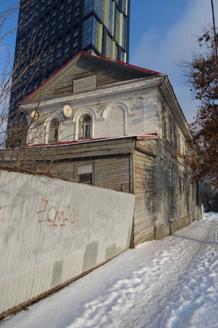 Уфа, Коммунистическая улица, 117Б