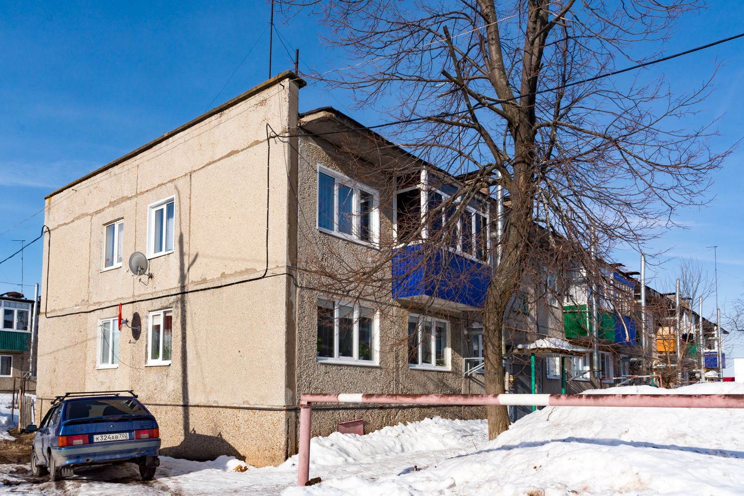 Благовещенский район, прочие н.п., с. Ильино-Поляна, улица Мира, 6