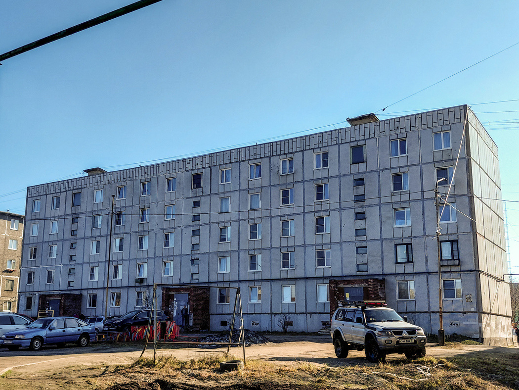 Мурманск, Улица Адмирала флота Лобова, 30