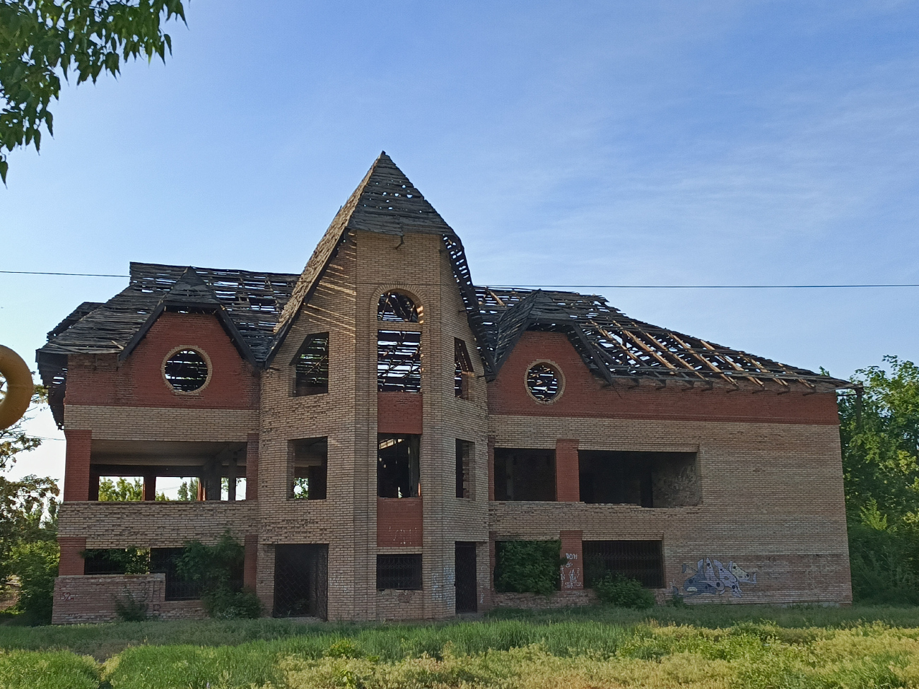 Yasynuvata, Улица Карла Маркса, 1