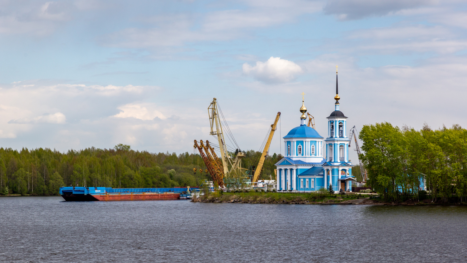 Белый Городок, Белогородская улица, 2*; Заводская улица, 15